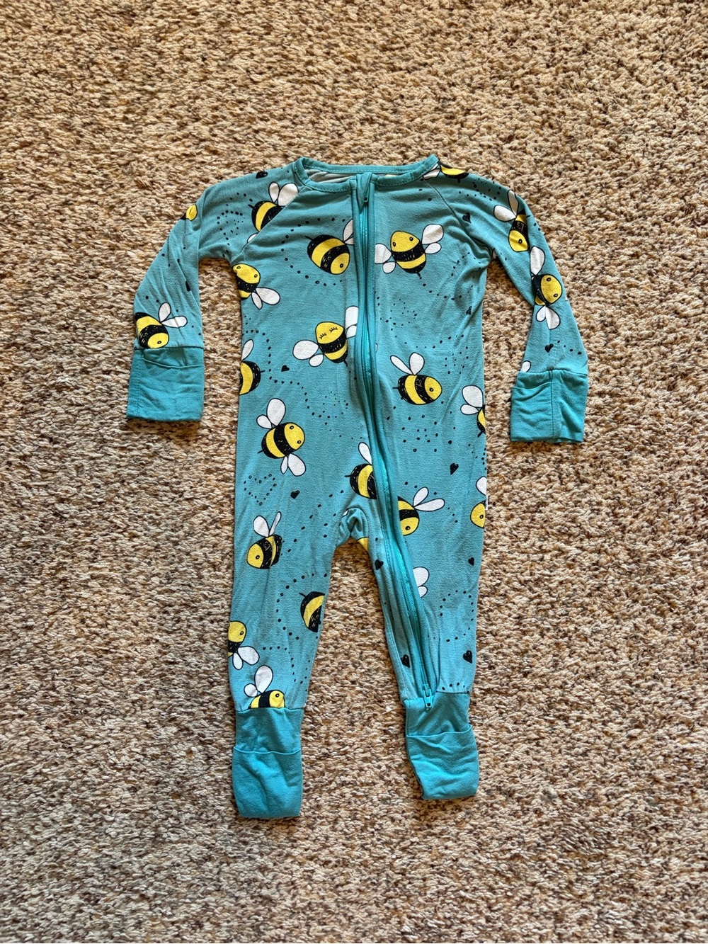 Little Sleepies :: Size 3-6 months